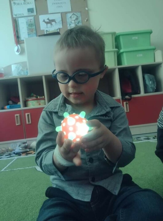 Przenośne Zestawy stymulujące Percepcję Wzrokową, Słuchową i dotykową.